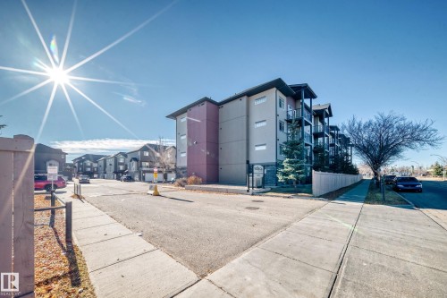 101 9519 160 Avenue, Edmonton, AB - Outdoor