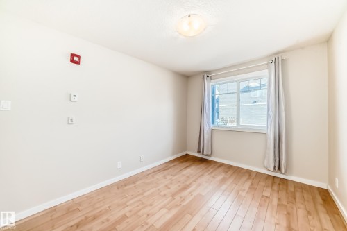 101 9519 160 Avenue, Edmonton, AB - Indoor Photo Showing Other Room