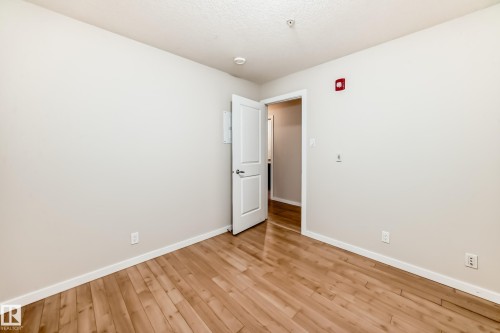 101 9519 160 Avenue, Edmonton, AB - Indoor Photo Showing Other Room