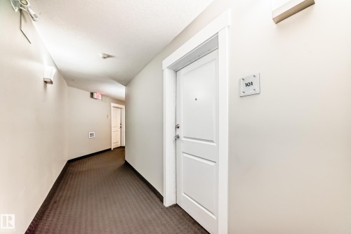 101 9519 160 Avenue, Edmonton, AB - Indoor Photo Showing Other Room