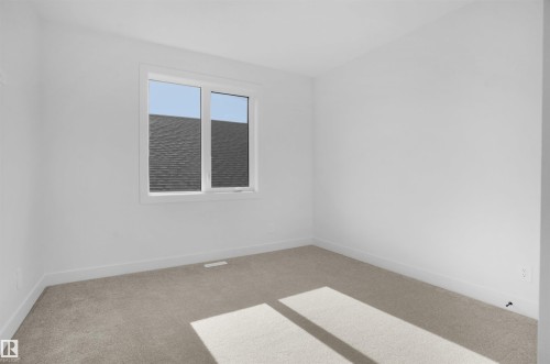 4685 Chegwin Wynd, Edmonton, AB - Indoor Photo Showing Other Room