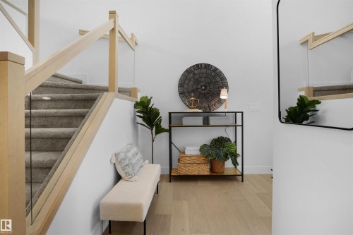 4685 Chegwin Wynd, Edmonton, AB - Indoor Photo Showing Other Room