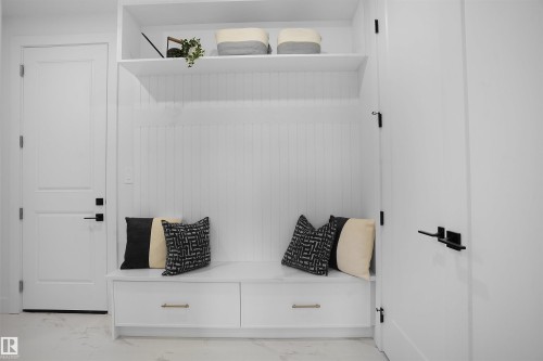 4685 Chegwin Wynd, Edmonton, AB - Indoor Photo Showing Other Room