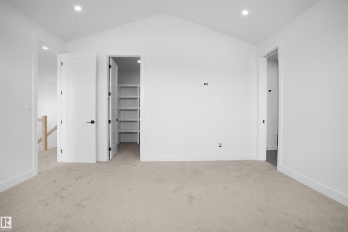 4685 Chegwin Wynd, Edmonton, AB - Indoor Photo Showing Other Room