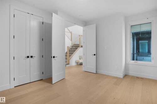 4685 Chegwin Wynd, Edmonton, AB - Indoor Photo Showing Other Room