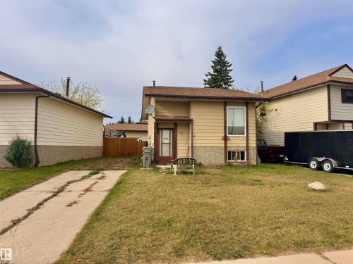 9704 104 Street  Morinville, AB T8R 1C8