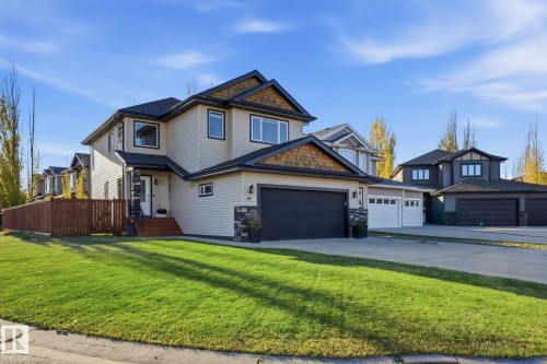 47 Hilldowns Drive, Spruce Grove, AB - Outdoor With Facade