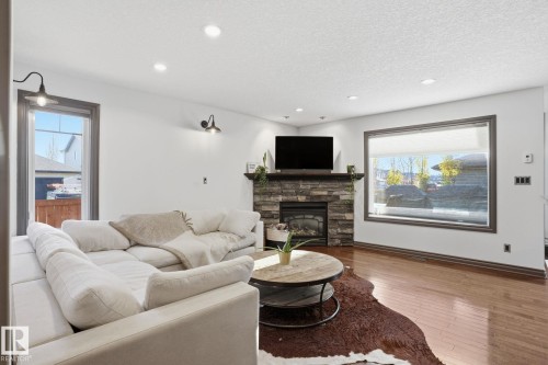 47 Hilldowns Drive, Spruce Grove, AB - Indoor Photo Showing Living Room With Fireplace