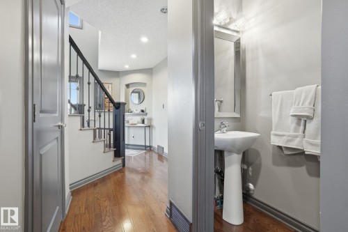 47 Hilldowns Drive, Spruce Grove, AB - Indoor Photo Showing Other Room