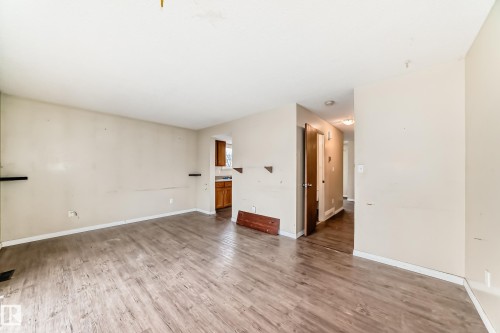12607 161 Avenue, Edmonton, AB - Indoor Photo Showing Other Room