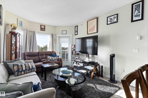 408 14259 50 Street, Edmonton, AB - Indoor Photo Showing Living Room