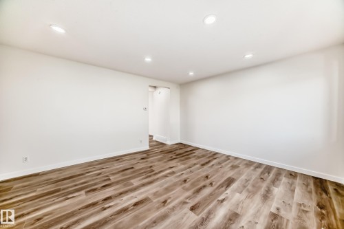 13319 85 Street, Edmonton, AB - Indoor Photo Showing Other Room