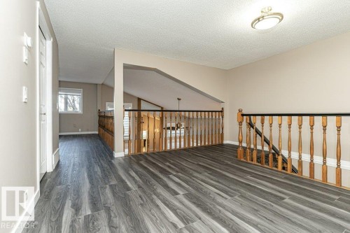 1051 109 Street, Edmonton, AB - Indoor Photo Showing Other Room