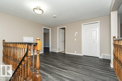 1051 109 Street, Edmonton, AB - Indoor Photo Showing Other Room