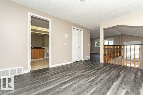 1051 109 Street, Edmonton, AB - Indoor Photo Showing Other Room