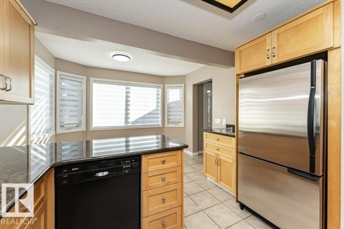 1051 109 Street, Edmonton, AB - Indoor Photo Showing Kitchen