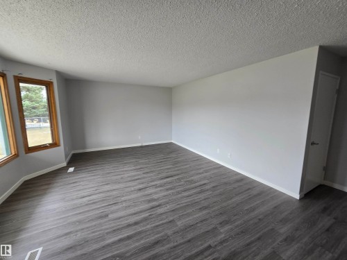 119 Diamond Drive, Millet, AB - Indoor Photo Showing Other Room