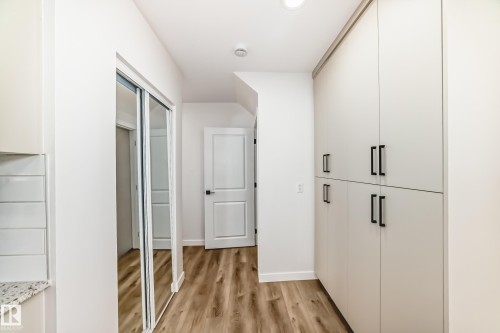 10820 132 Avenue, Edmonton, AB - Indoor Photo Showing Other Room