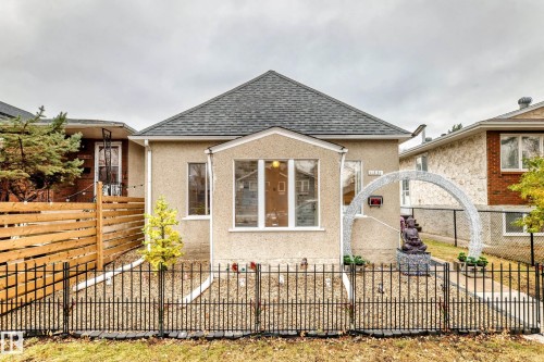 11331 92 Street  Edmonton, AB T5G 0Z4