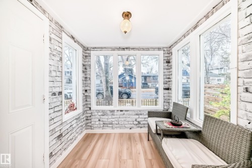 11331 92 Street, Edmonton, AB - Indoor Photo Showing Other Room