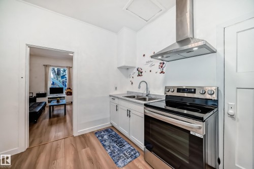 11331 92 Street, Edmonton, AB - Indoor Photo Showing Kitchen With Double Sink