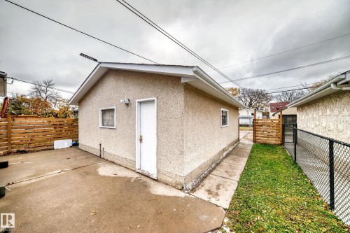 11331 92 Street, Edmonton, AB - Outdoor With Exterior