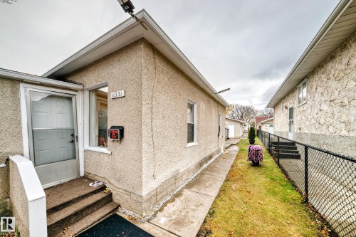 11331 92 Street, Edmonton, AB - Outdoor With Exterior