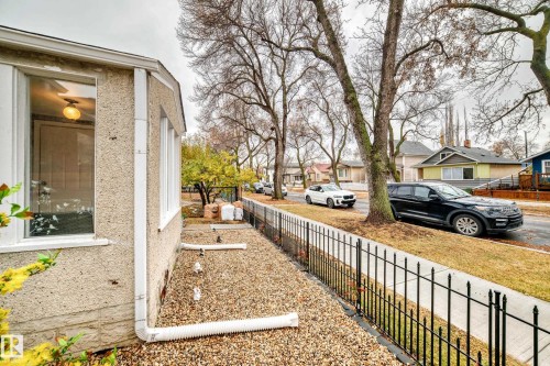 11331 92 Street, Edmonton, AB - Outdoor