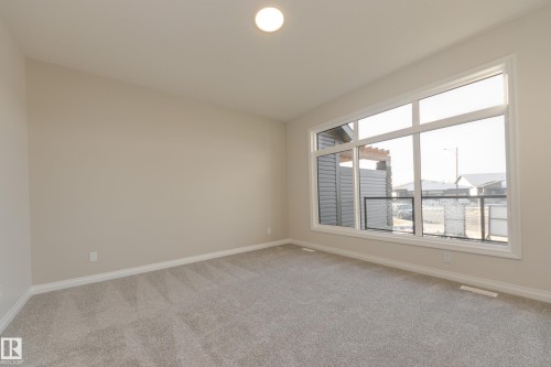 172 Stonehouse Way, Leduc, AB - Indoor Photo Showing Other Room