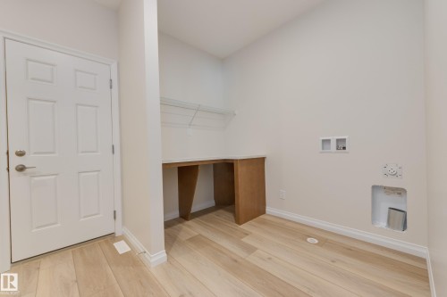 172 Stonehouse Way, Leduc, AB - Indoor Photo Showing Other Room