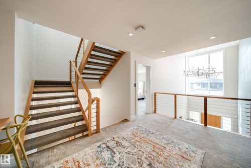 705 Howatt Drive, Edmonton, AB - Indoor Photo Showing Other Room