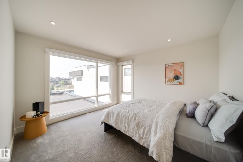 705 Howatt Drive, Edmonton, AB - Indoor Photo Showing Bedroom