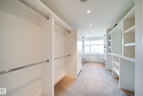 705 Howatt Drive, Edmonton, AB - Indoor Photo Showing Other Room