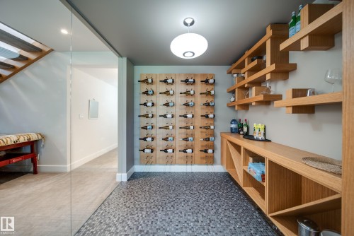 705 Howatt Drive, Edmonton, AB - Indoor Photo Showing Other Room