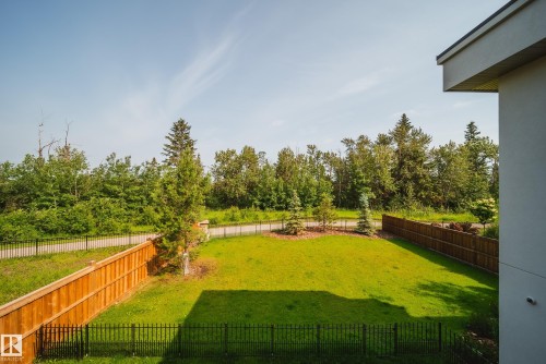 705 Howatt Drive, Edmonton, AB - Outdoor