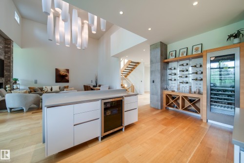 705 Howatt Drive, Edmonton, AB - Indoor