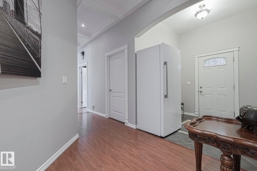 4 Third Avenue, Entwistle, AB - Indoor Photo Showing Other Room