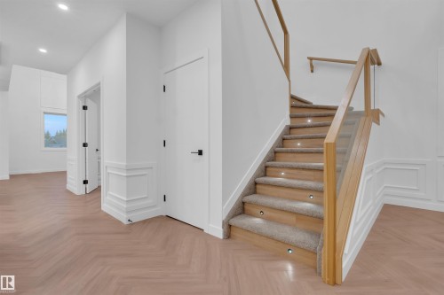 151 Graybriar Drive, Stony Plain, AB - Indoor Photo Showing Other Room