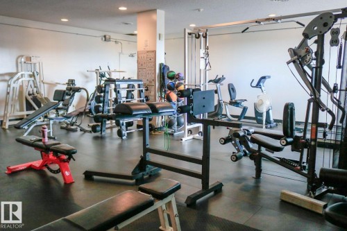 Exercise room with recessed lighting - 301 10175 109 Street, Edmonton, AB - Indoor Photo Showing Gym Room