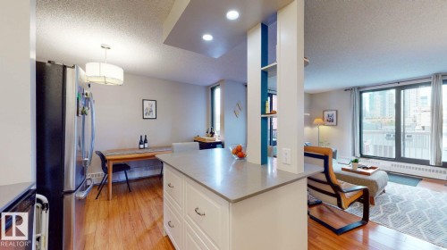 301 10175 109 Street, Edmonton, AB - Indoor