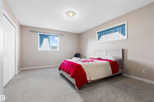 4804 147 Avenue, Edmonton, AB - Indoor Photo Showing Bedroom