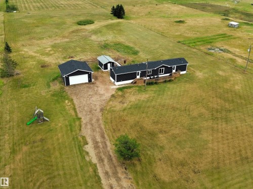 42 Richfield Road  Rural Sturgeon County, AB T0G 1L2