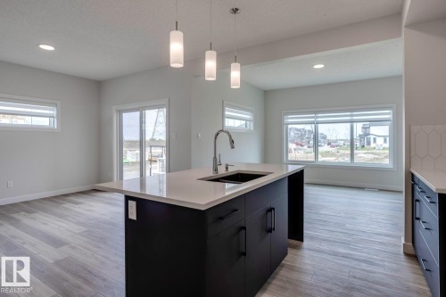 2831 191 Street, Edmonton, AB - Indoor Photo Showing Kitchen