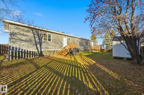 242 305 Calahoo Road, Spruce Grove, AB - Outdoor