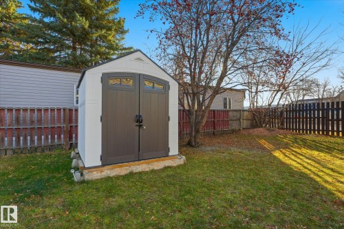 242 305 Calahoo Road, Spruce Grove, AB - Outdoor