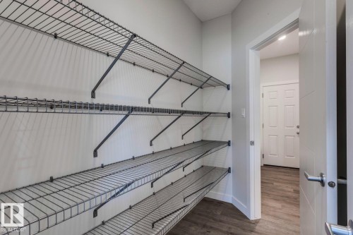 19011 20 Avenue, Edmonton, AB - Indoor