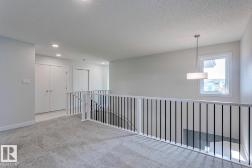 19011 20 Avenue, Edmonton, AB - Indoor Photo Showing Other Room