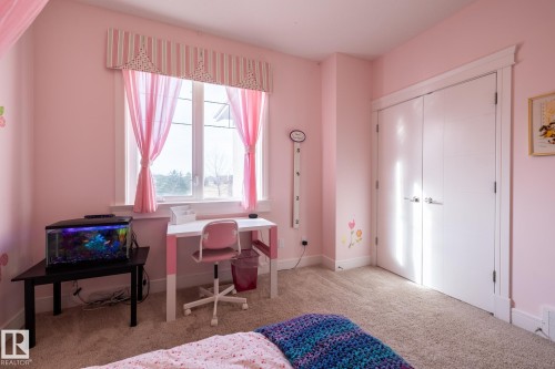 75 Nadine Way, St. Albert, AB - Indoor Photo Showing Bedroom
