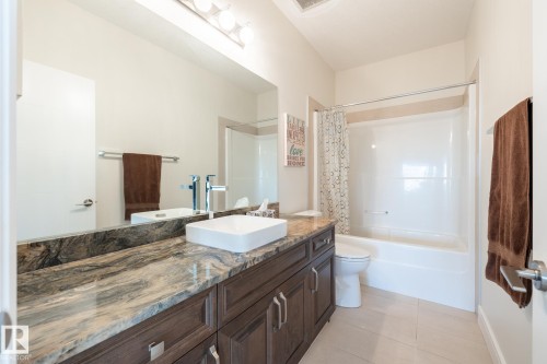 75 Nadine Way, St. Albert, AB - Indoor Photo Showing Bathroom