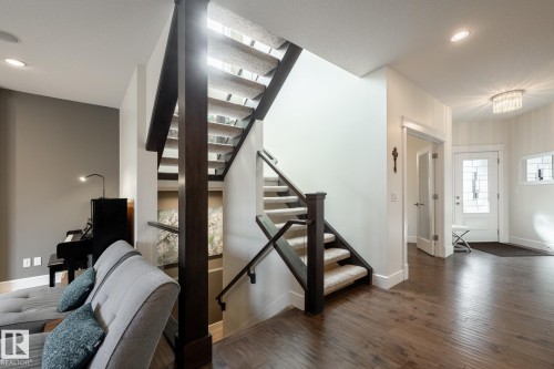 75 Nadine Way, St. Albert, AB - Indoor